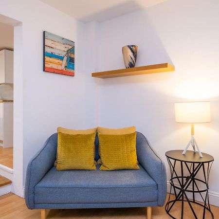 Modern Apt Near Gardens With Large Decking Area - Vivre Retreats Bournemouth Esterno foto