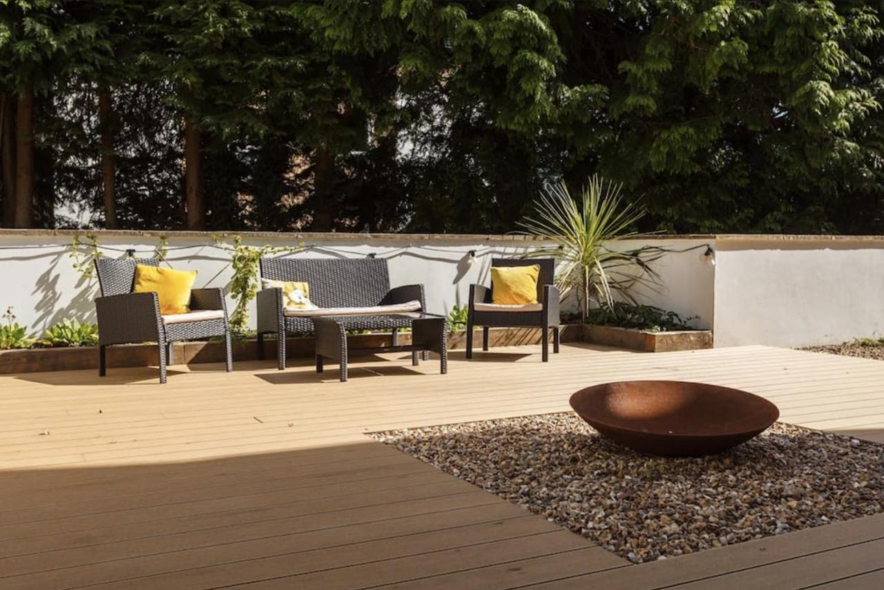 Modern Apt Near Gardens With Large Decking Area - Vivre Retreats Bournemouth Esterno foto